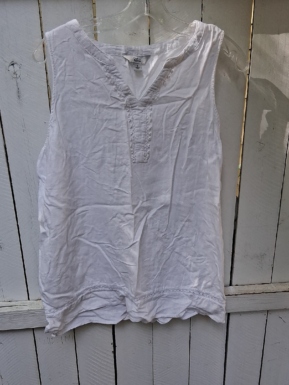 croft & barrow White Sleeveless V-Neck Cotton Camisole Top - Picture 1 of 4